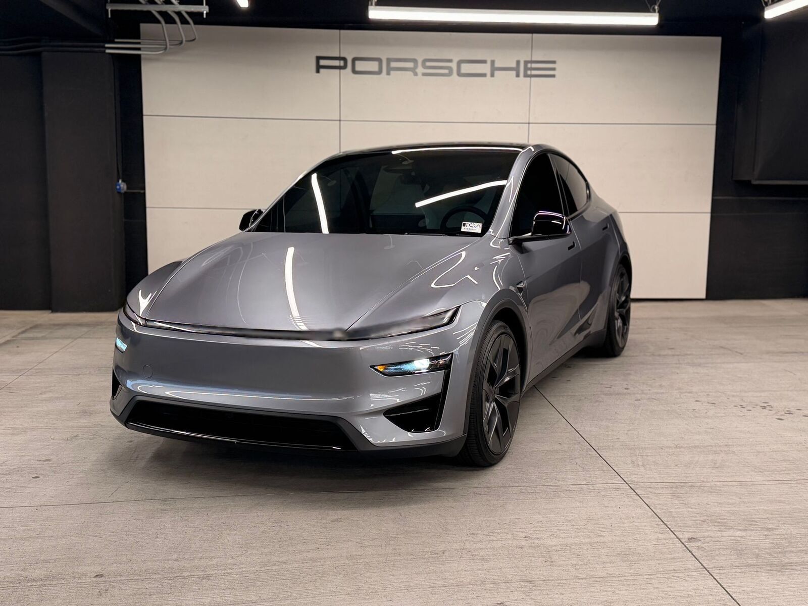 Quicksilver 2026 Tesla Model Y SUV / Crossover All-Wheel Drive 1-Speed Automatic
