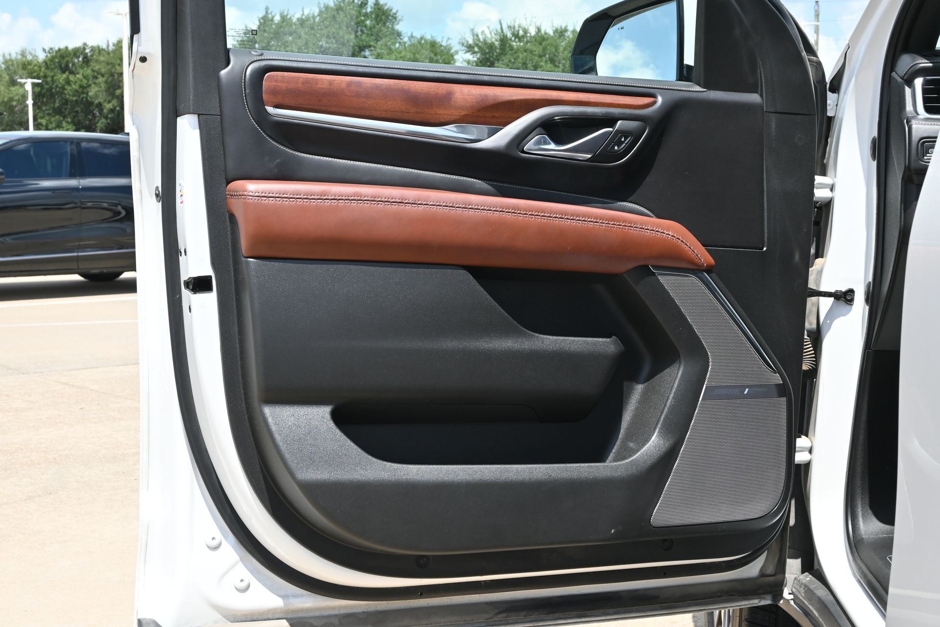 2023 GMC Yukon Denali Ultimate White at Classic Elite Chevrolet Hwy 6