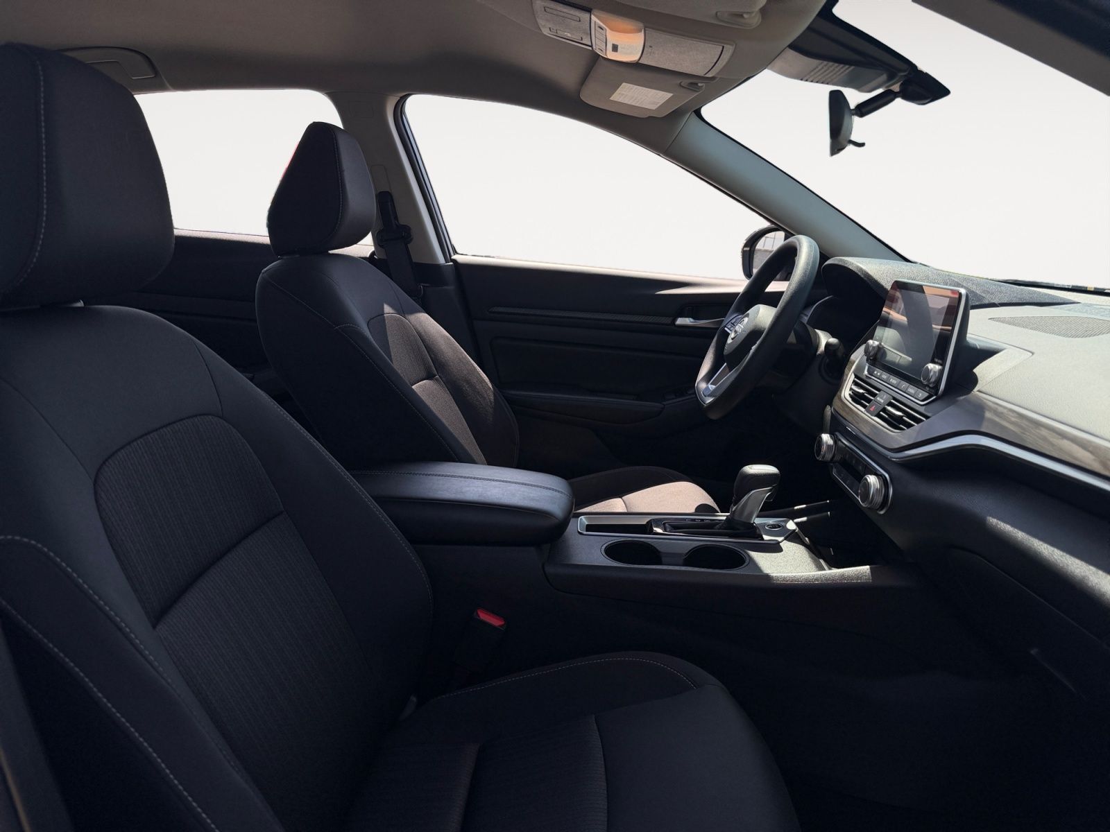 Used 2025 Nissan Altima Sedan