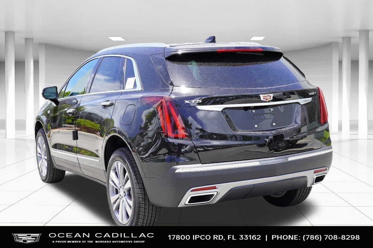 2025 Cadillac XT5 Premium Luxury 3