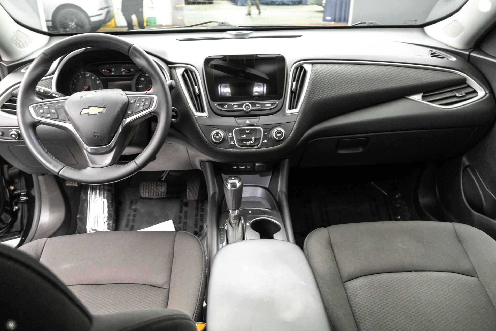 2019 CHEVROLET MALIBU - Image 29