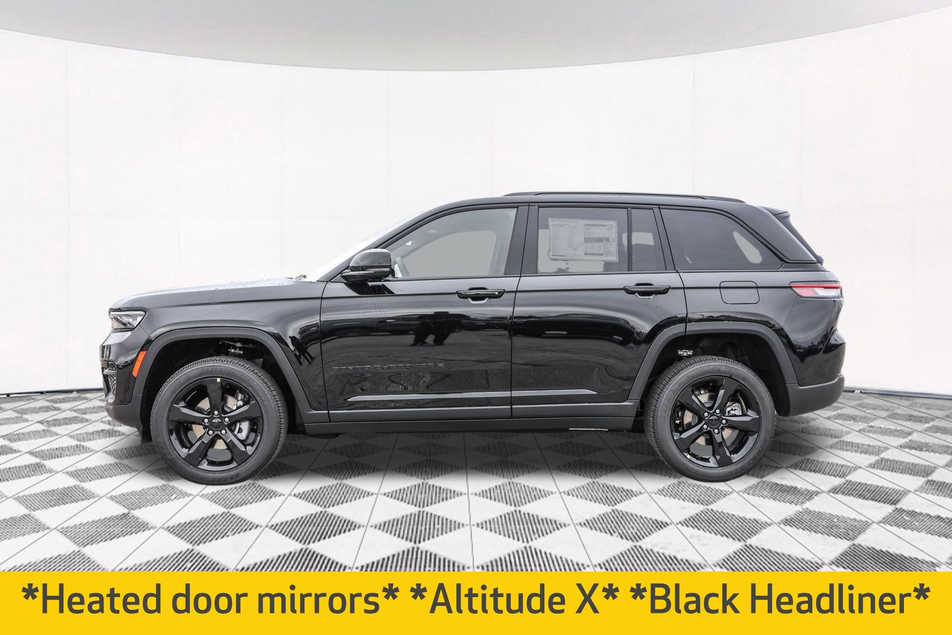 2025 JEEP GRAND CHEROKEE - Image 13