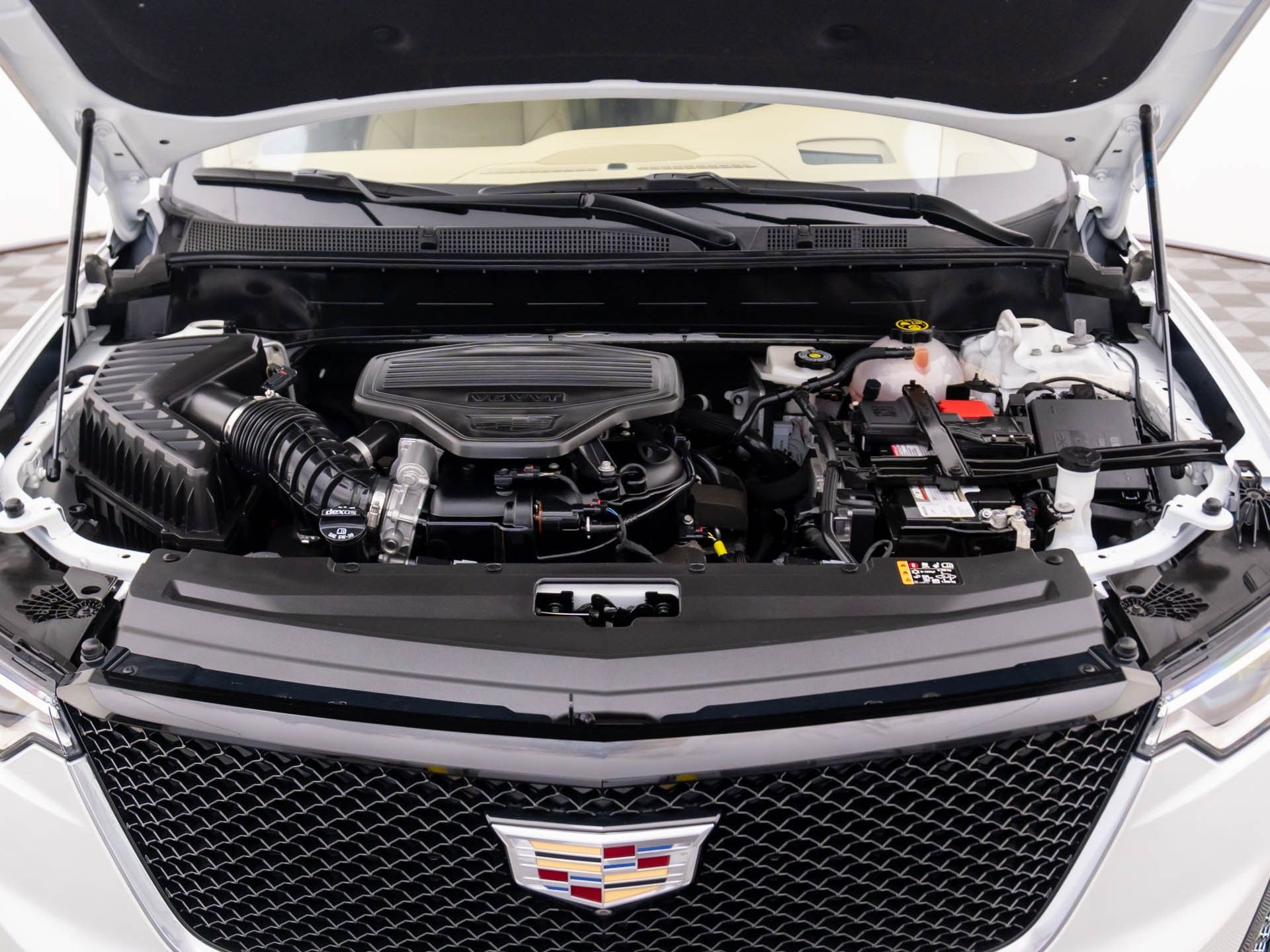 2023 Cadillac XT6 Sport photo