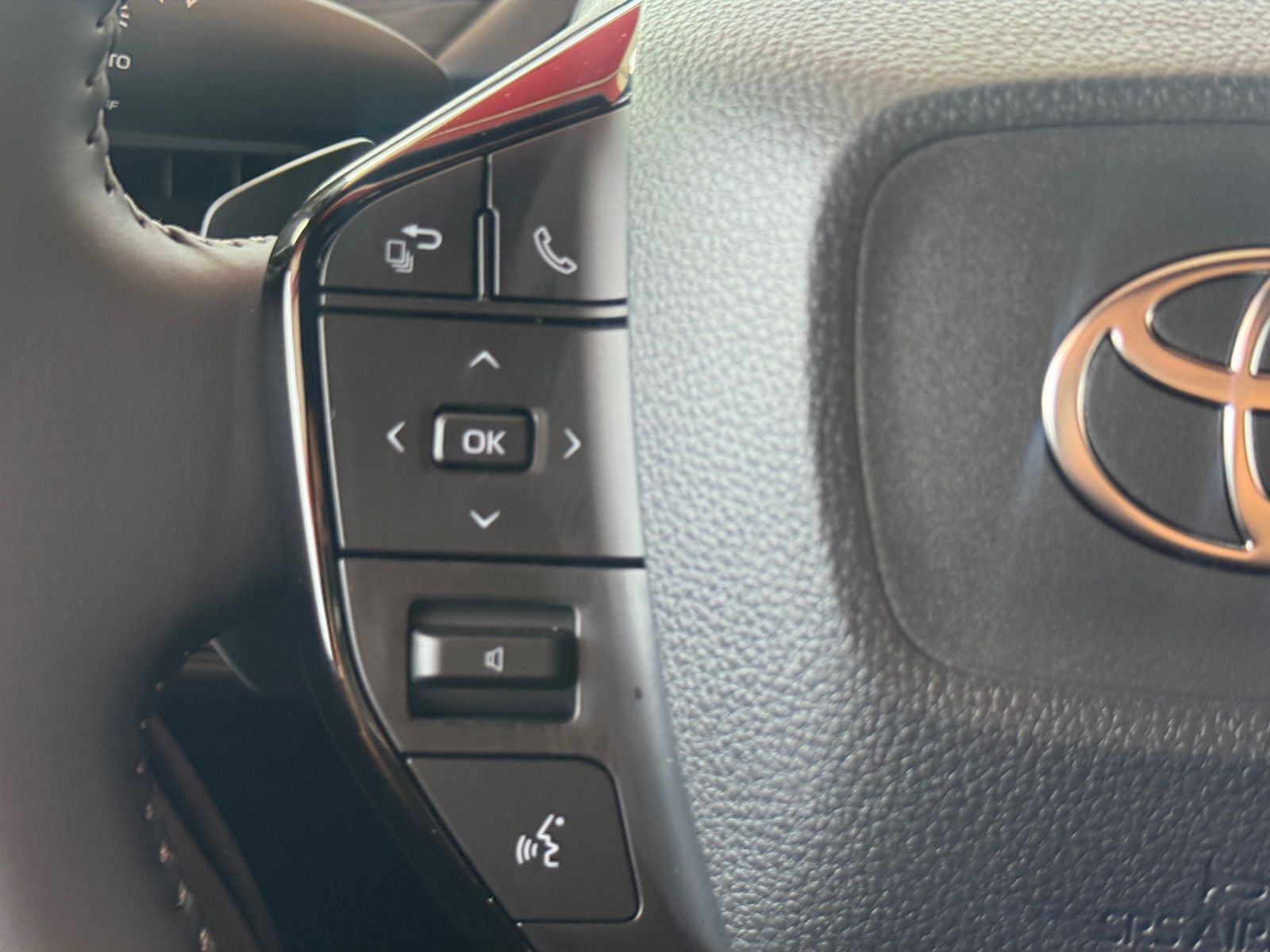 New 2026 Toyota C-HR SUV