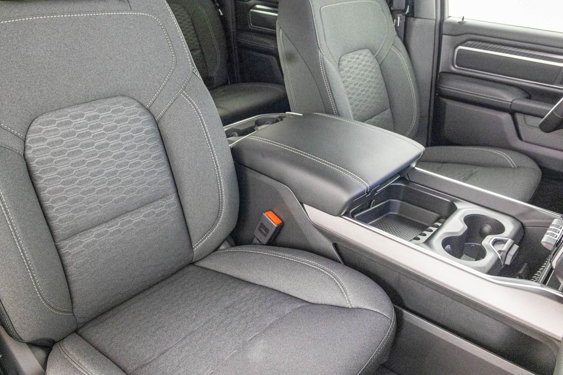 2026 RAM 1500 - Image 34