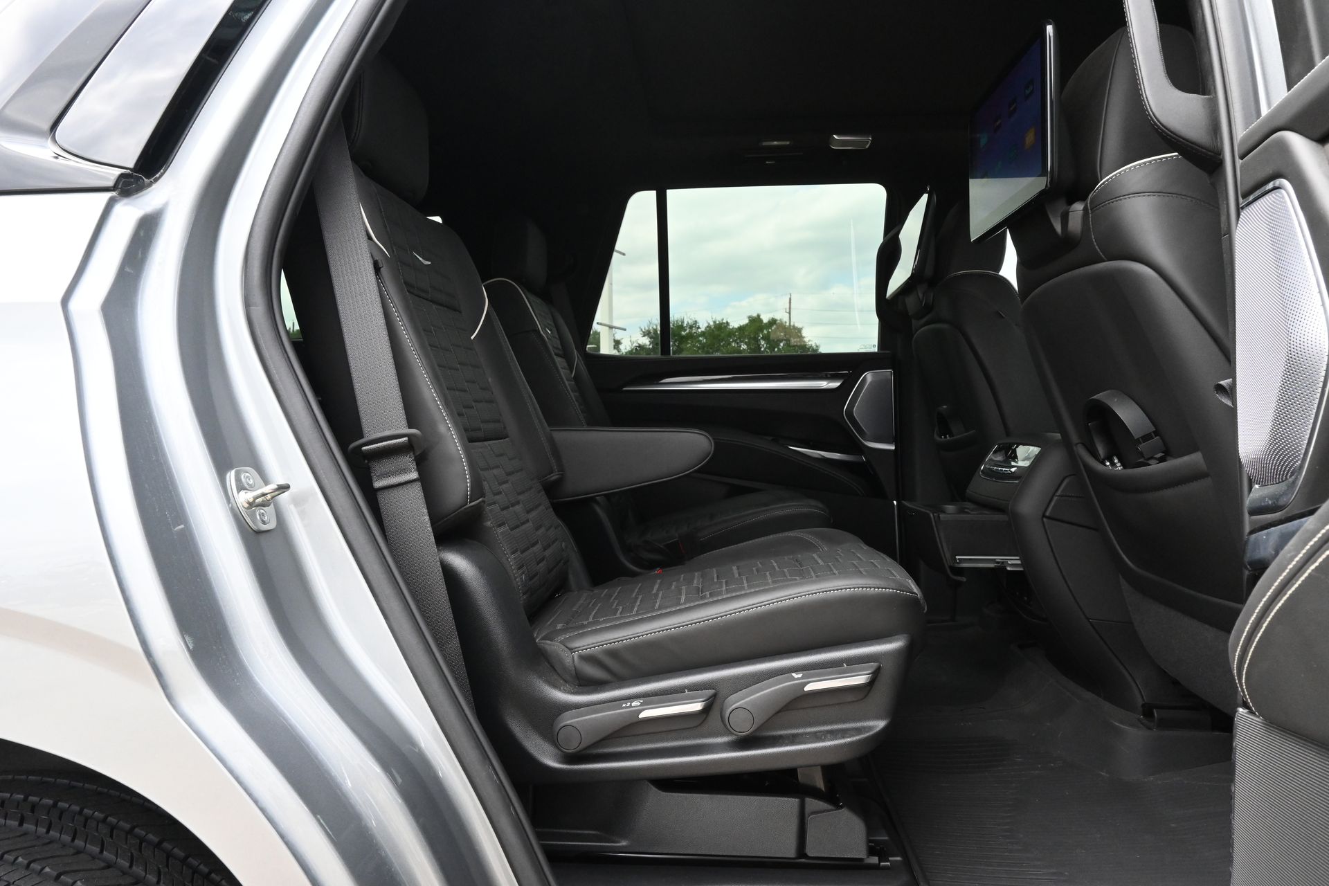 2025 Cadillac Escalade Sport Platinum Silver at Bayway Cadillac of The Woodlands