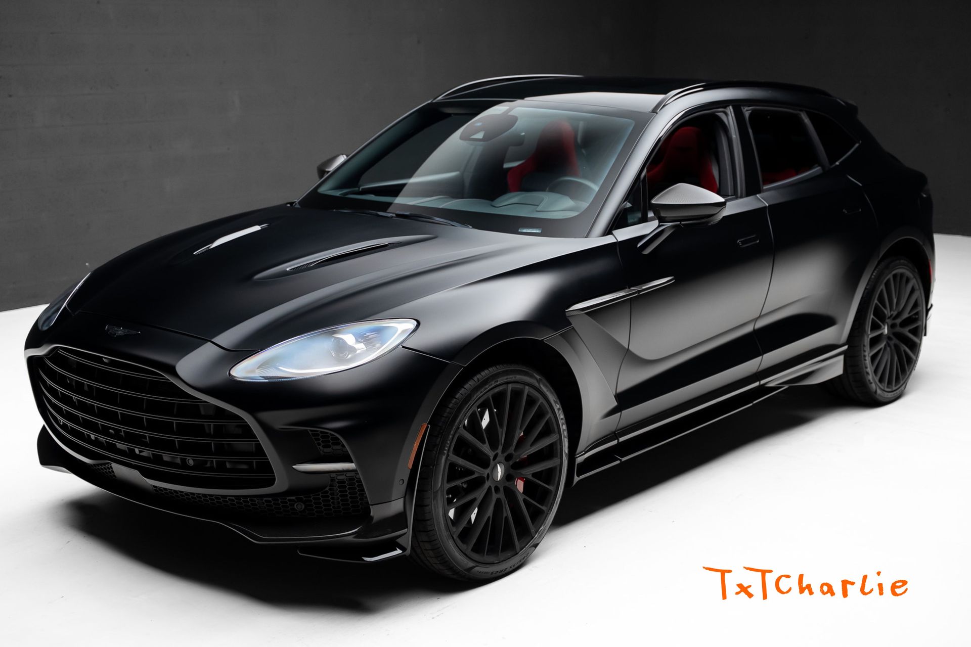 Black 2023 Aston Martin DBX SUV / Crossover All-Wheel Drive 9-Speed Automatic