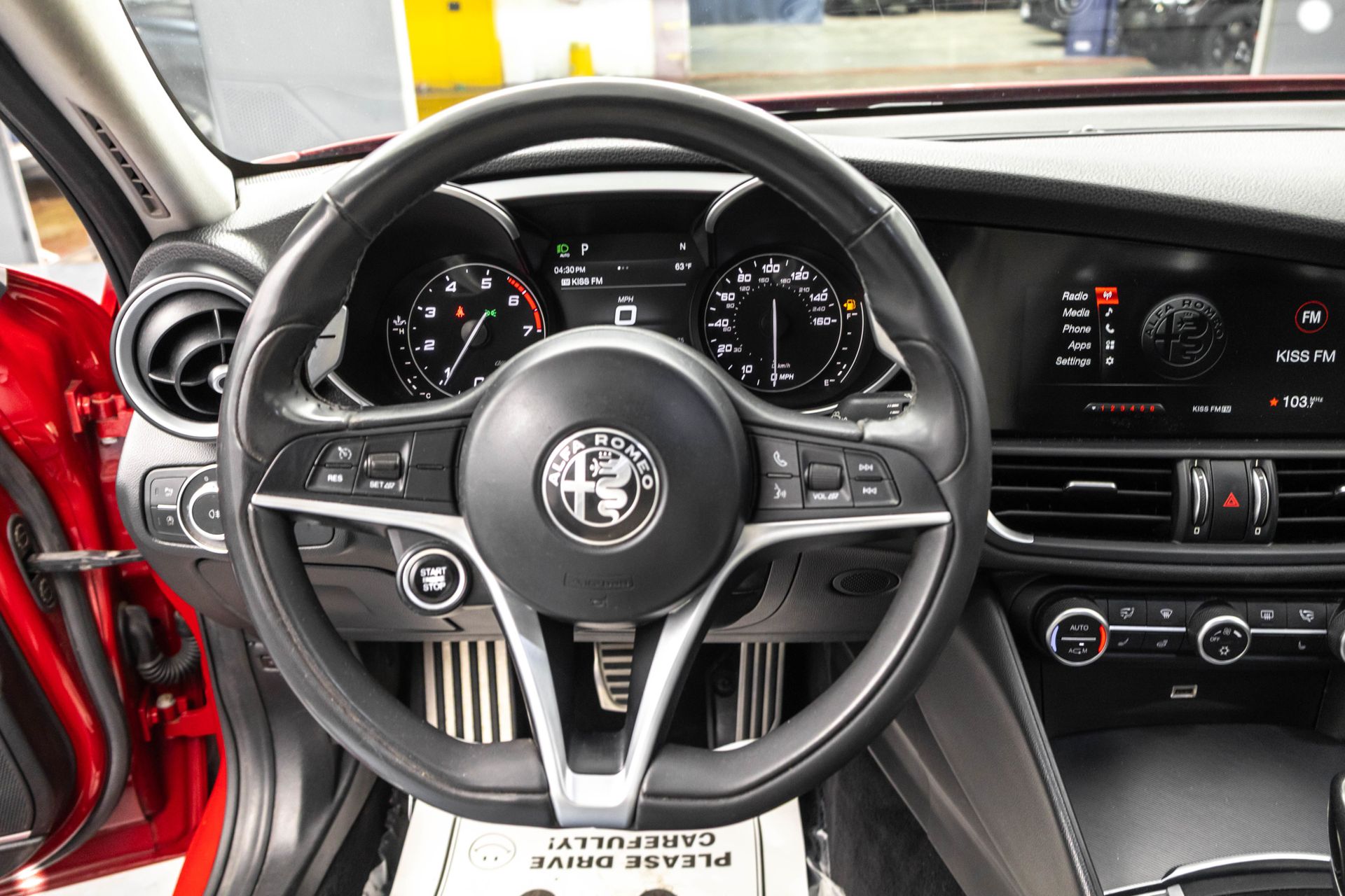 2017 ALFA ROMEO GIULIA (952) - Image 24