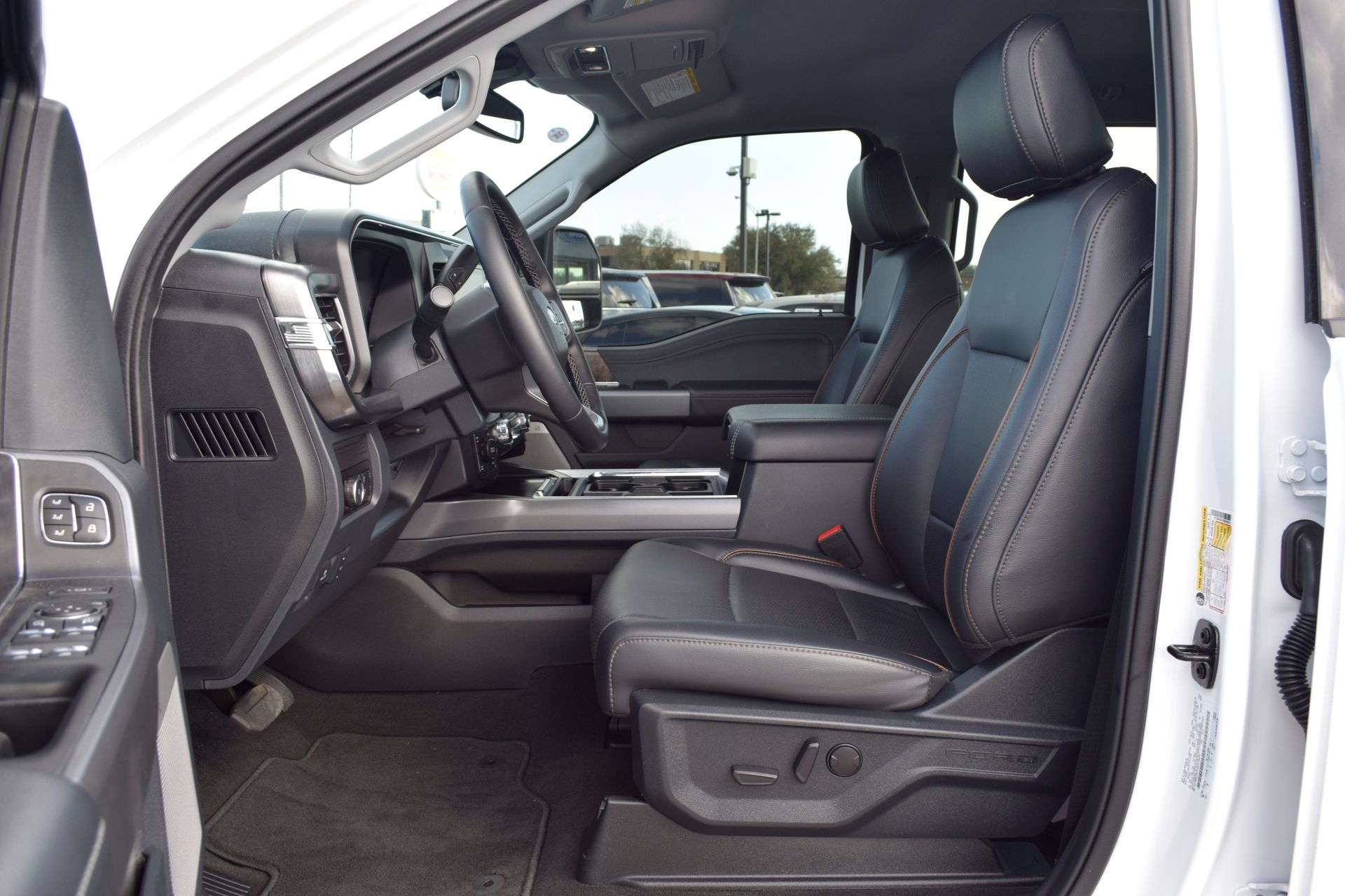 2025 Ford F-350SD Lariat White at EAG Ford Navasota