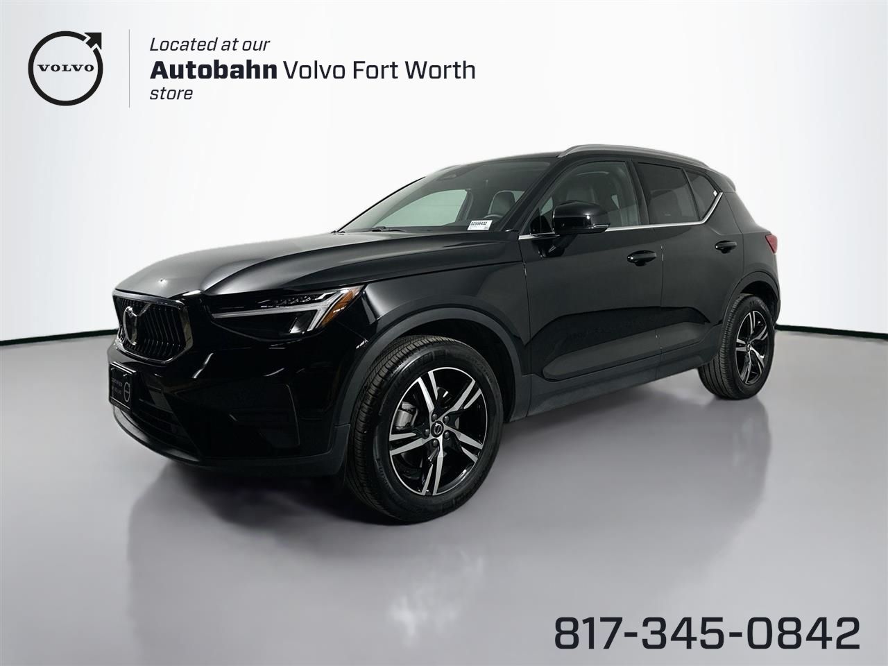 2025 Volvo XC40 B5 Core Bright Theme AWD