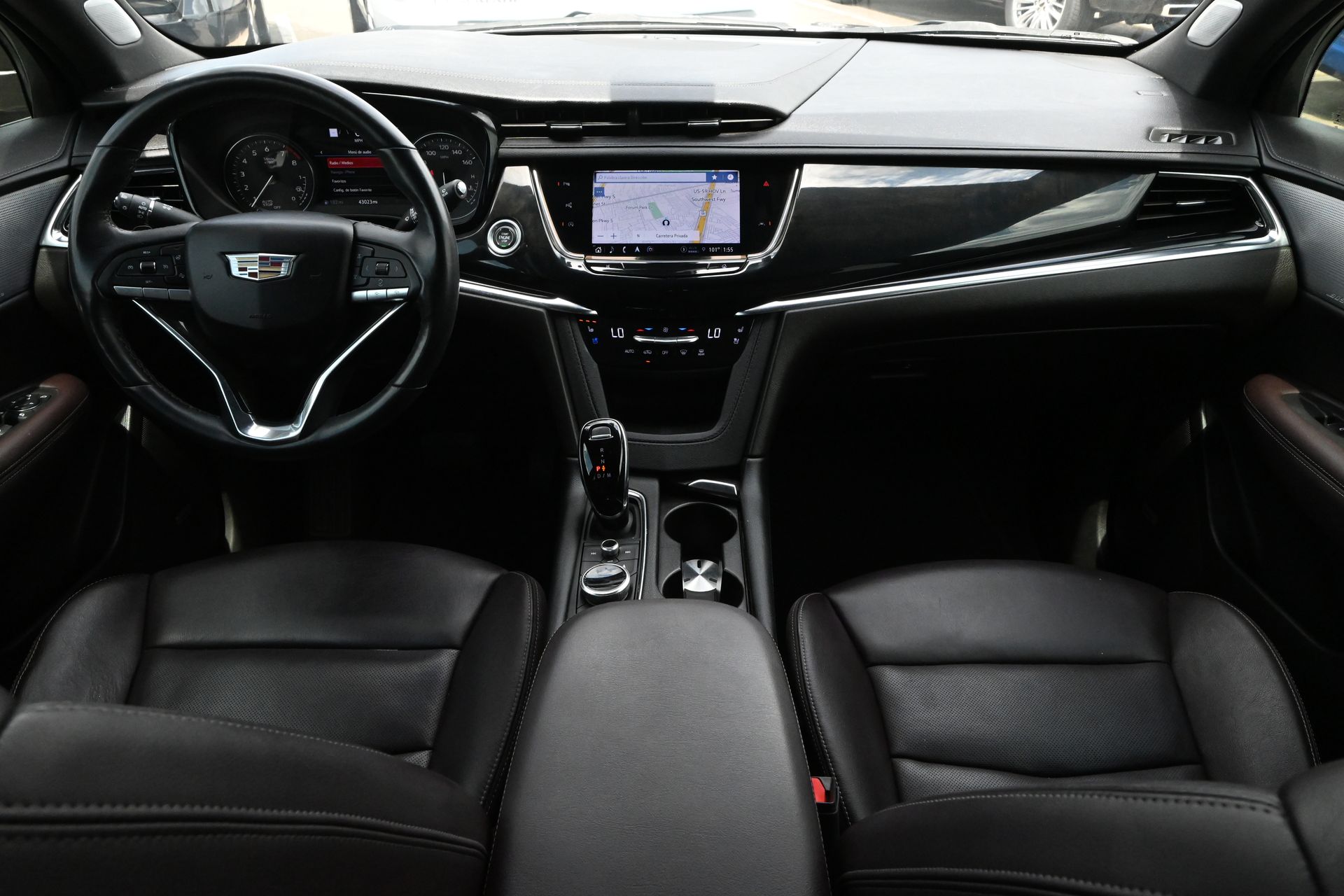 2023 Cadillac XT6 Premium Luxury Silver at Bayway Cadillac of The Woodlands