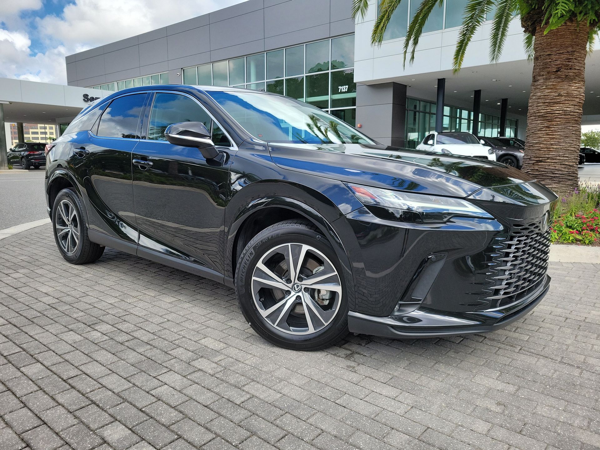 2024 Lexus RX Negro (Caviar) SUV/Crossover Tracción delantera 8 velocidades Automática