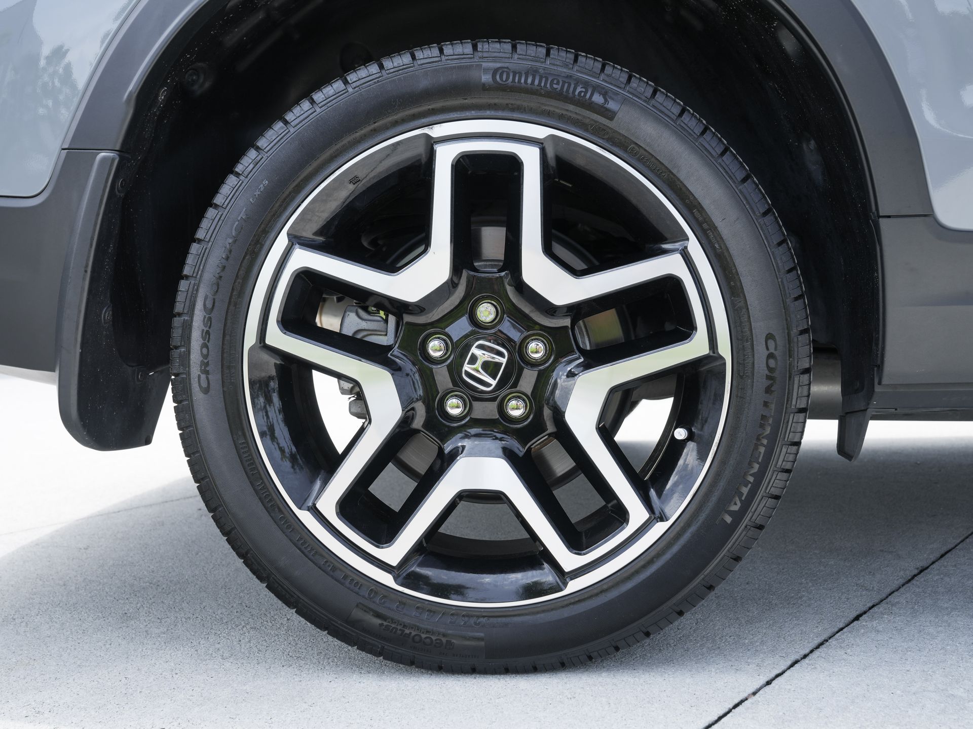 used 2023 Honda Passport car, priced at $34,000