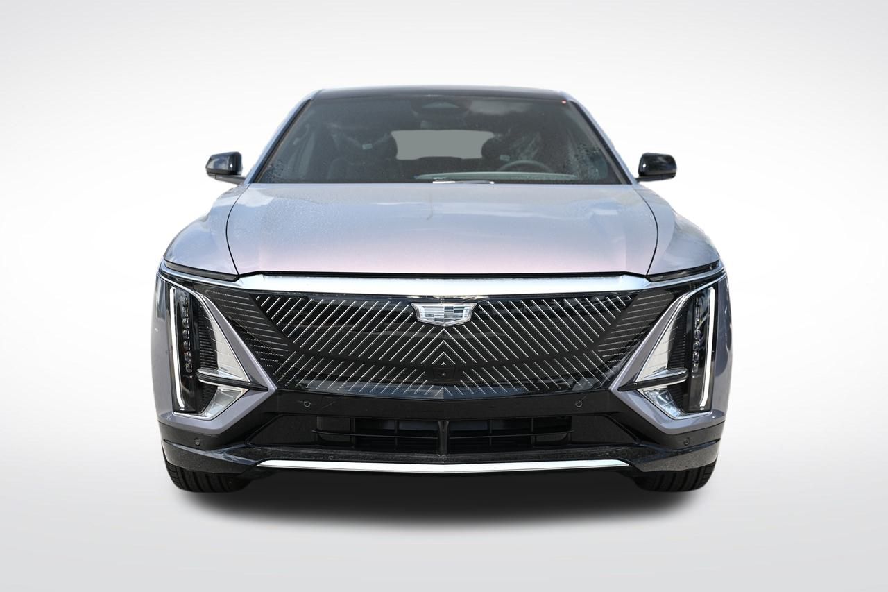 2024 Cadillac LYRIQ Tech 8