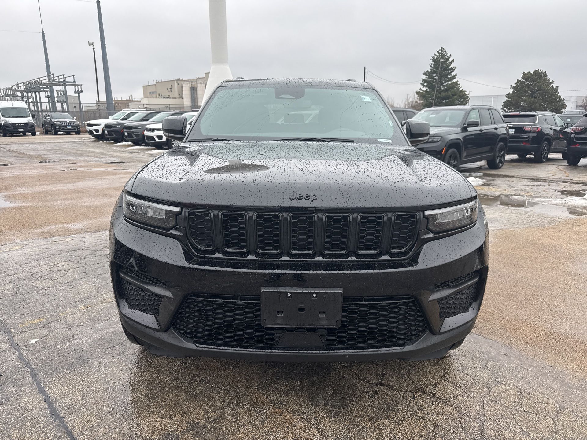 2023 JEEP GRAND CHEROKEE - Image 2