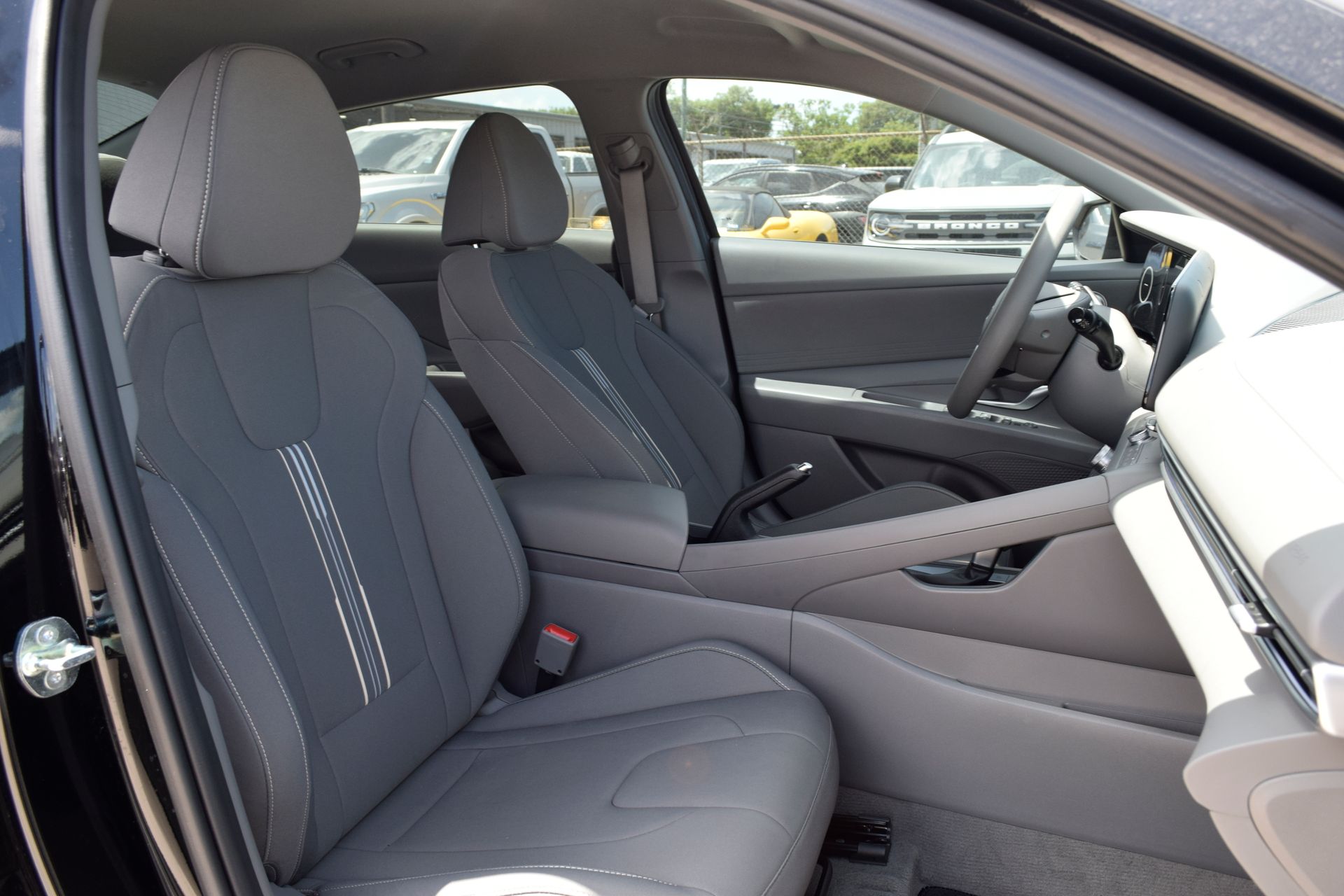 2024 Hyundai Elantra SEL Black at Community Honda