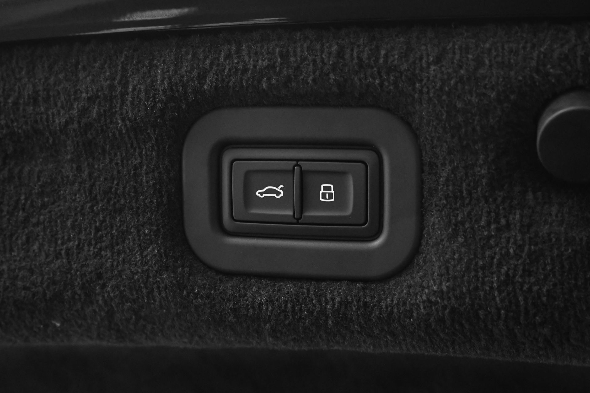 2025 Bentley Continental GT Black Edition - Photo 17