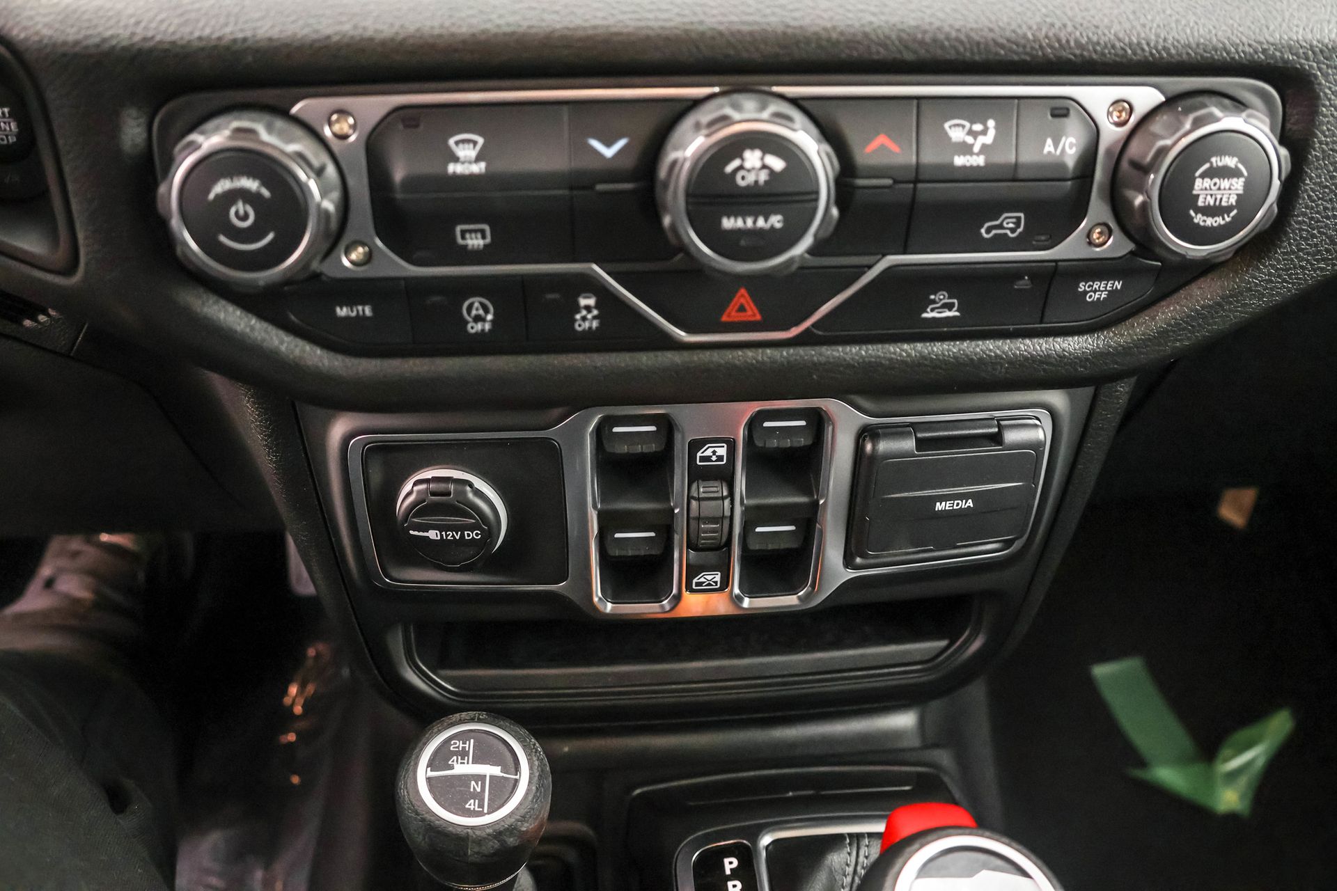 2026 JEEP WRANGLER - Image 17