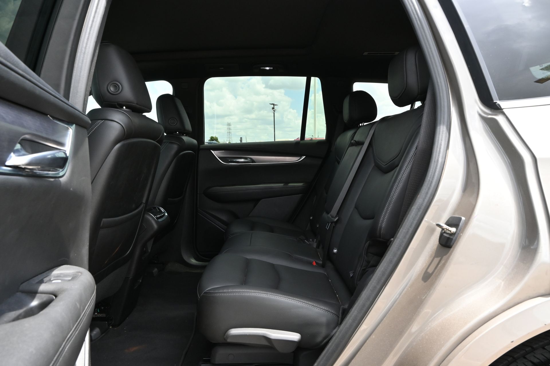 2022 Cadillac XT6 Luxury Brown at Tom Peacock Cadillac