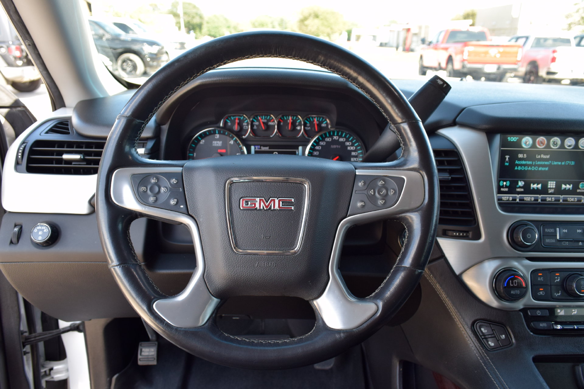 2019 GMC Yukon SLT - 5