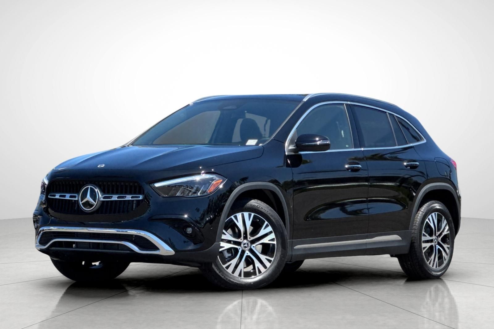 Night Black 2026 Mercedes-Benz GLA SUV / Crossover Front-Wheel Drive 8-Speed Dual Clutch