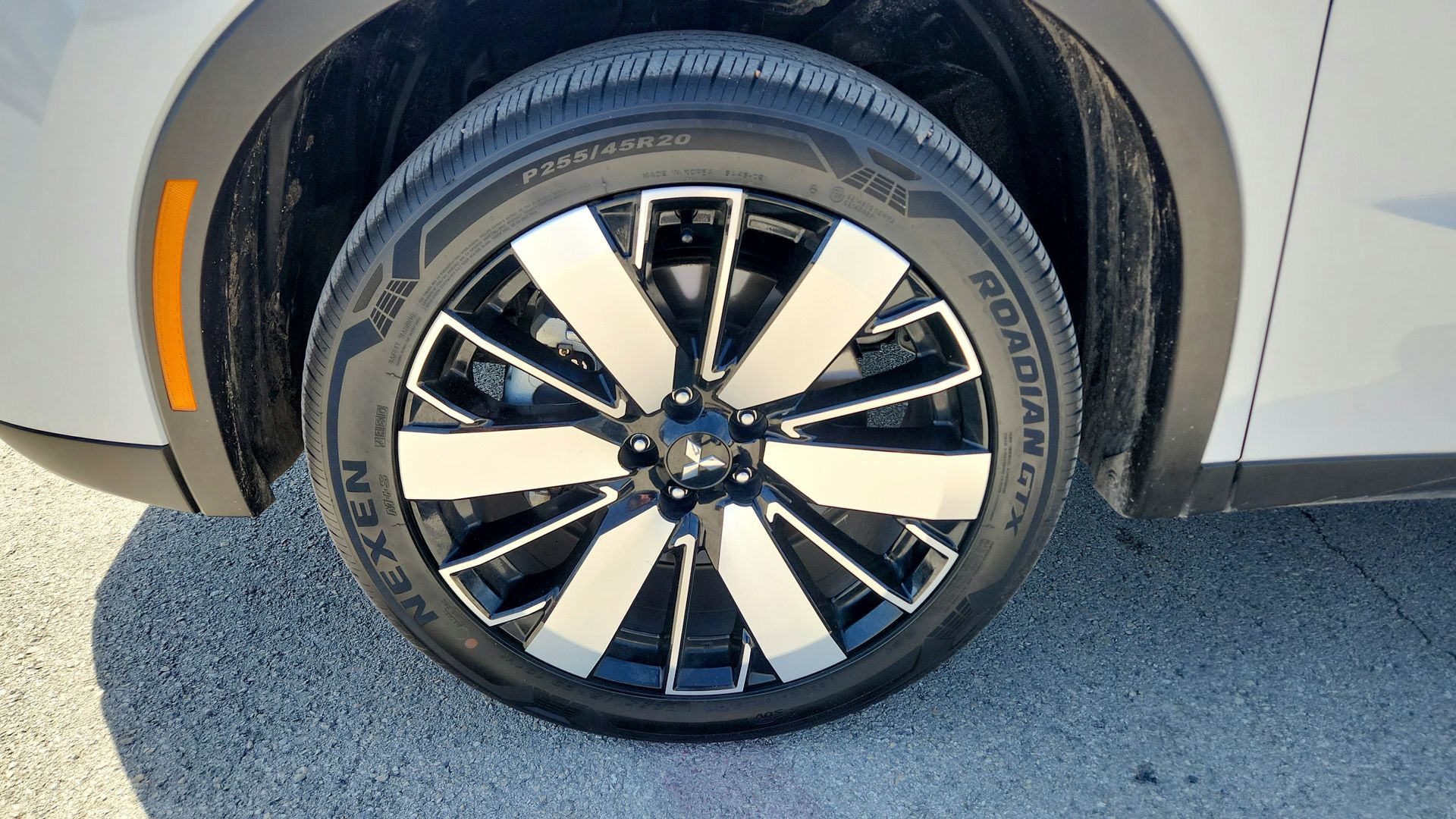 2025 Mitsubishi Outlander