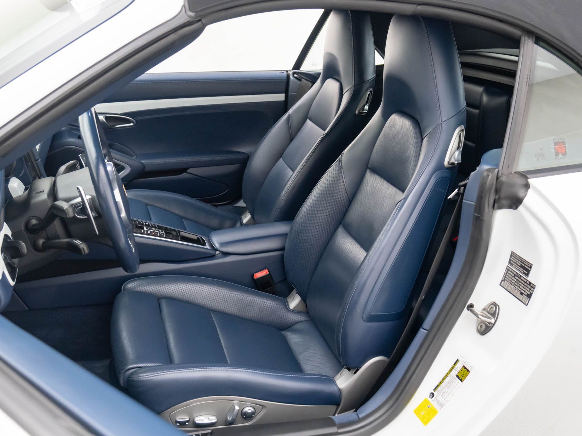 2013 Porsche 911 Carrera 4S photo