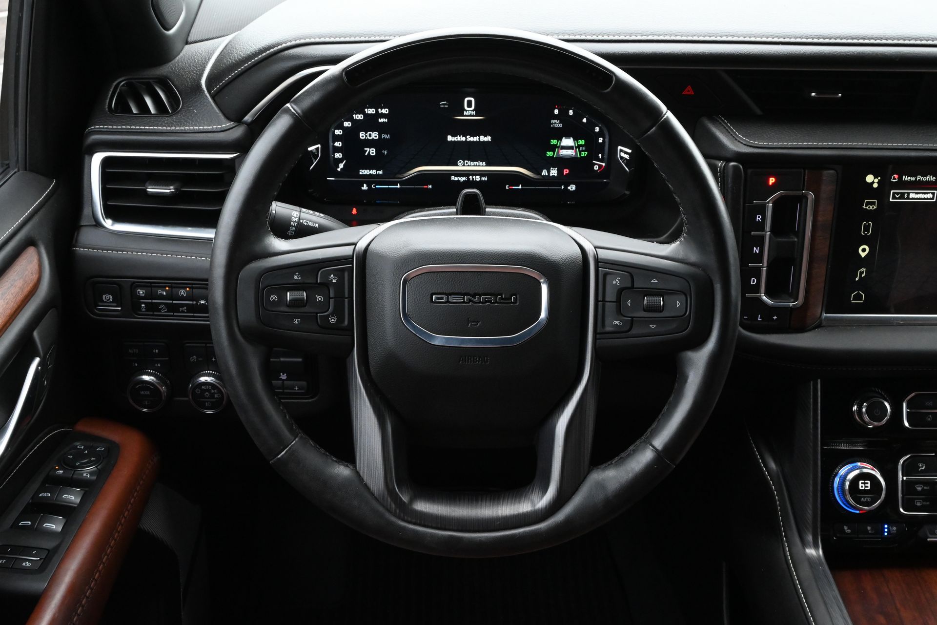 2024 GMC Yukon XL Denali Ultimate Black at Big Star Buick GMC