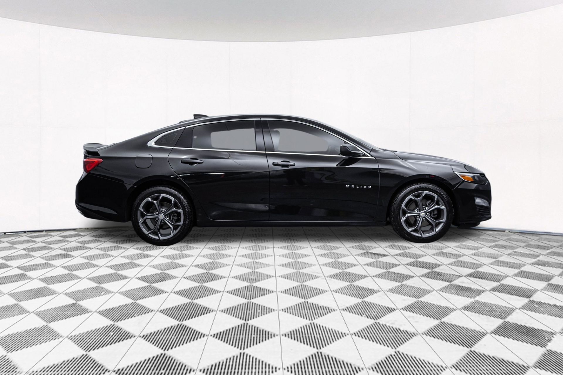 2019 CHEVROLET MALIBU - Image 13