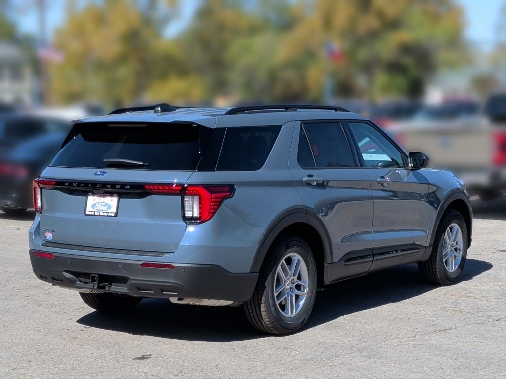 2026 Ford Explorer Active - 5