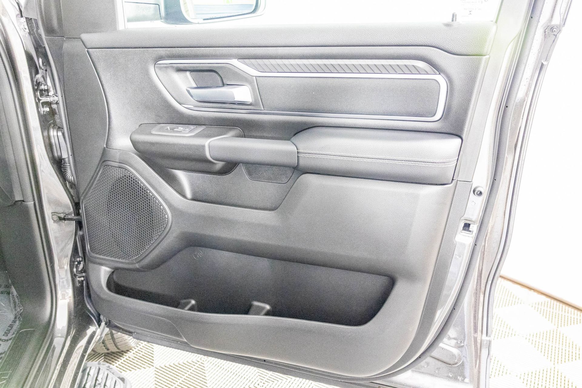 2026 RAM 1500 - Image 32