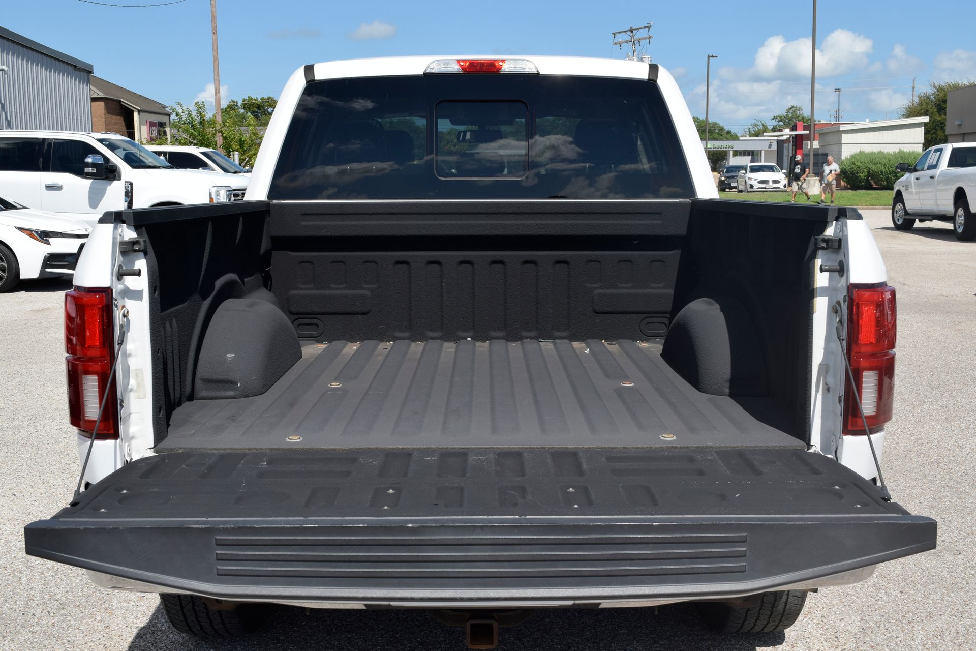 2020 Ford F-150 Lariat White at Community Kia