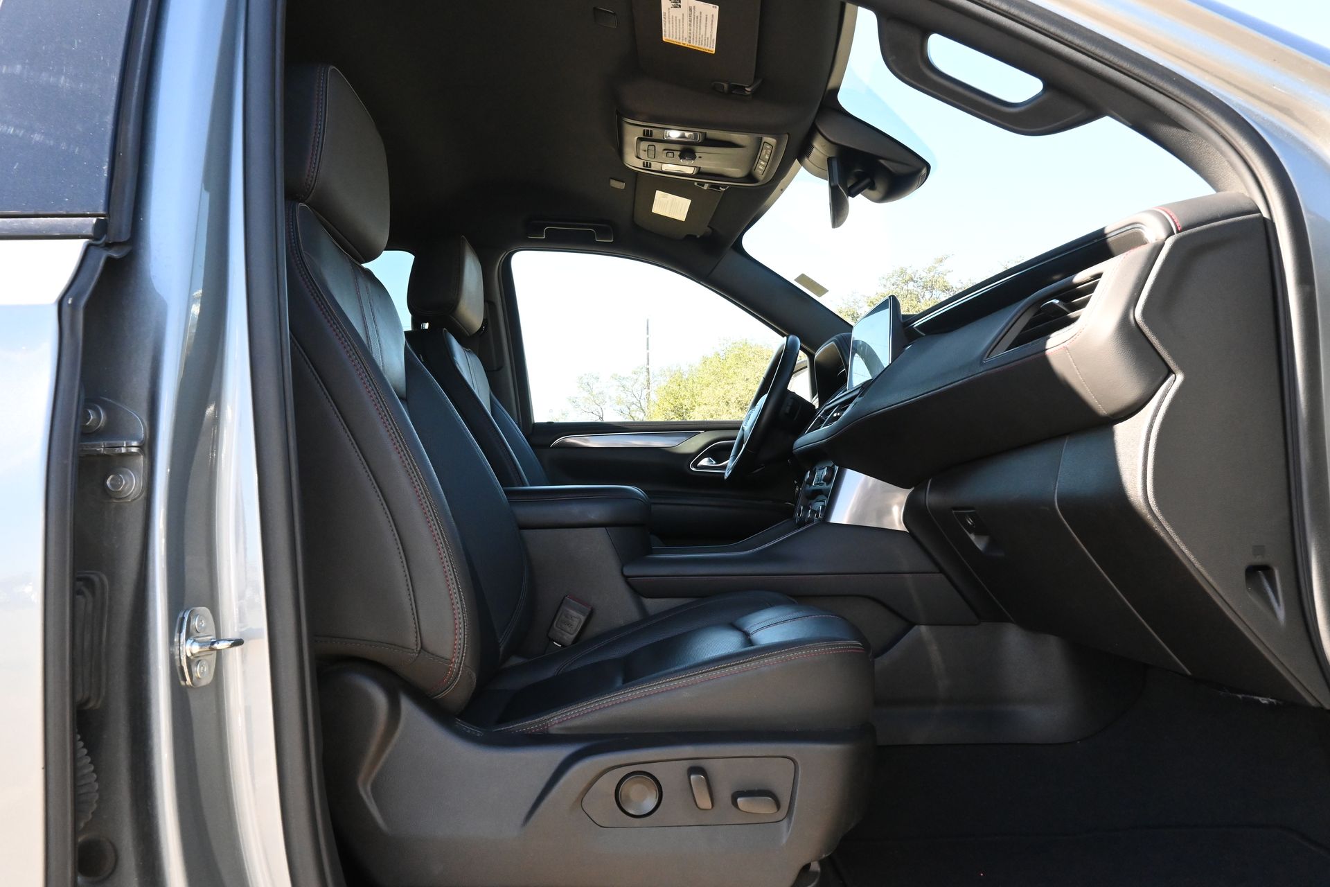 2024 Chevrolet Suburban RST Gray at Bayway Cadillac of The Woodlands