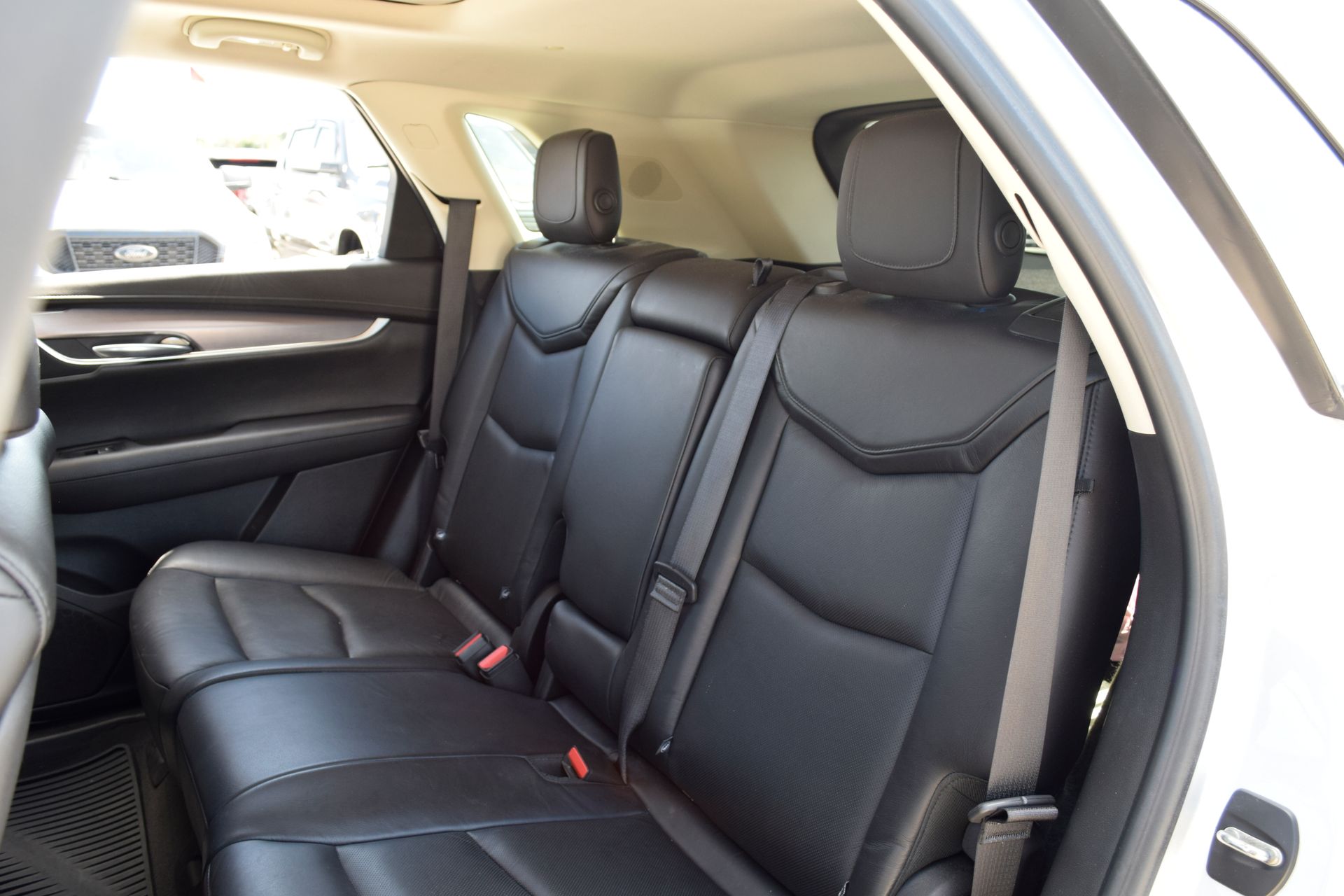 2018 Cadillac XT5 Luxury Silver at DeMontrond Ford