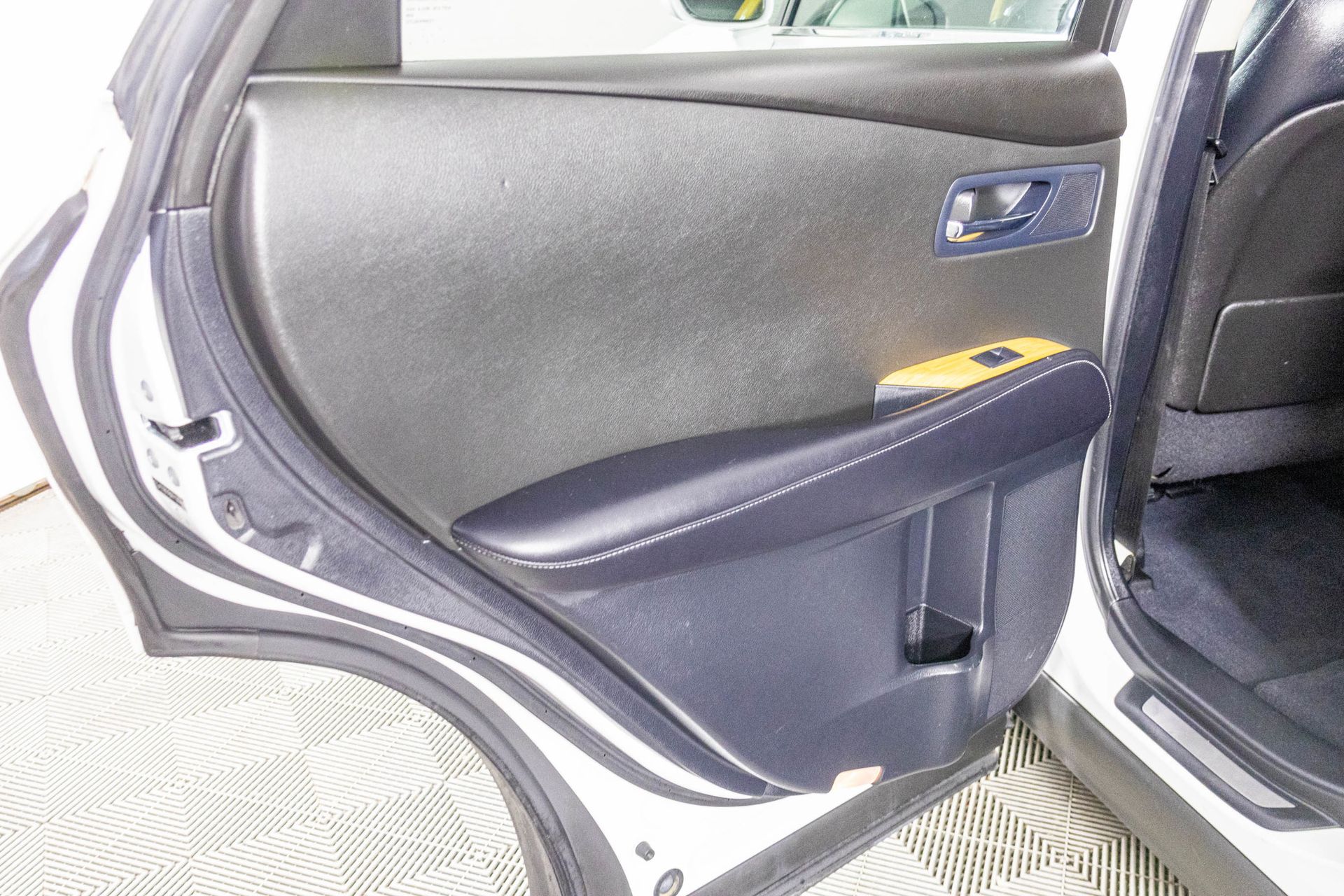 2015 LEXUS RX - Image 25