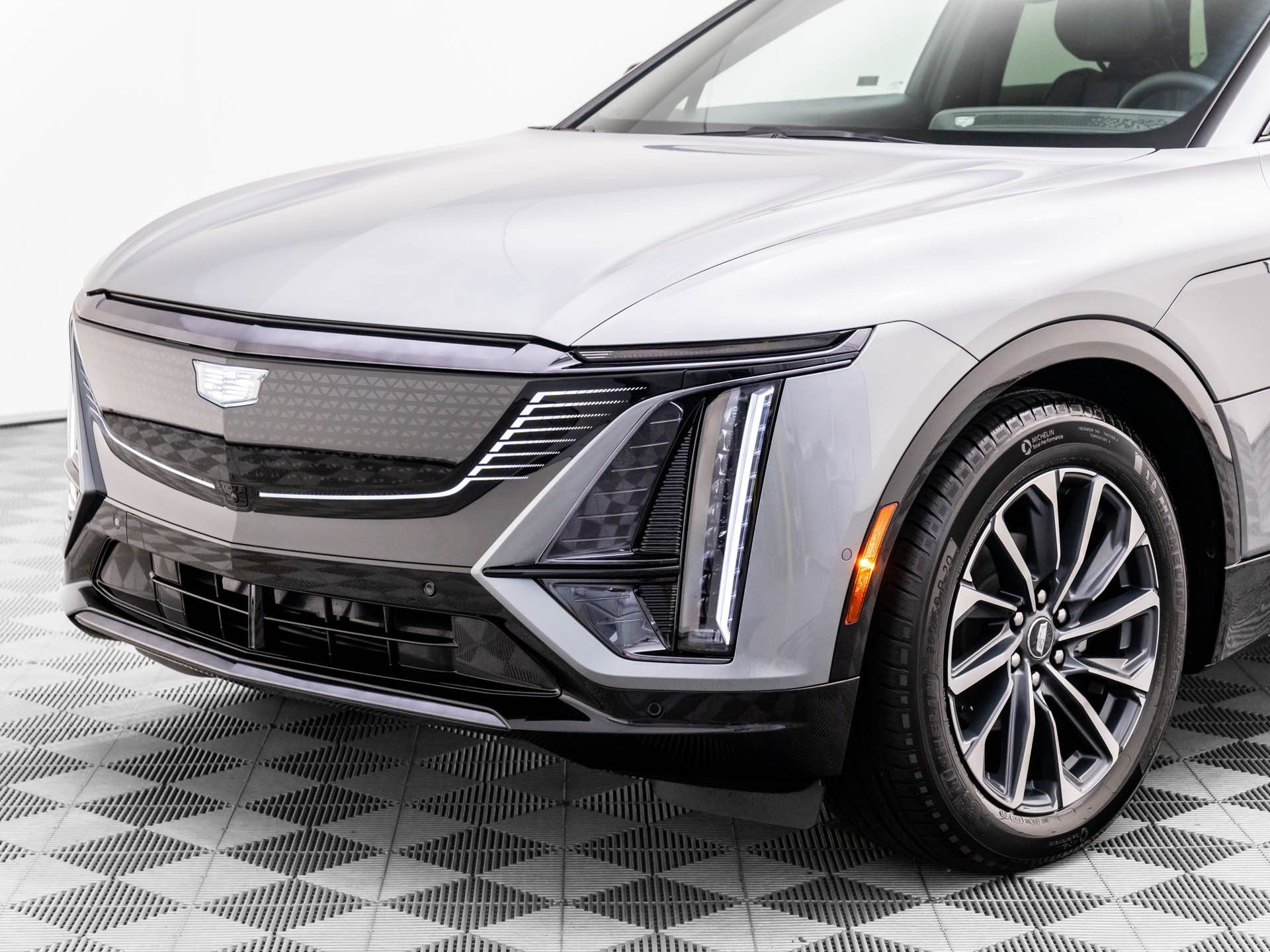 2025 Cadillac LYRIQ Sport photo
