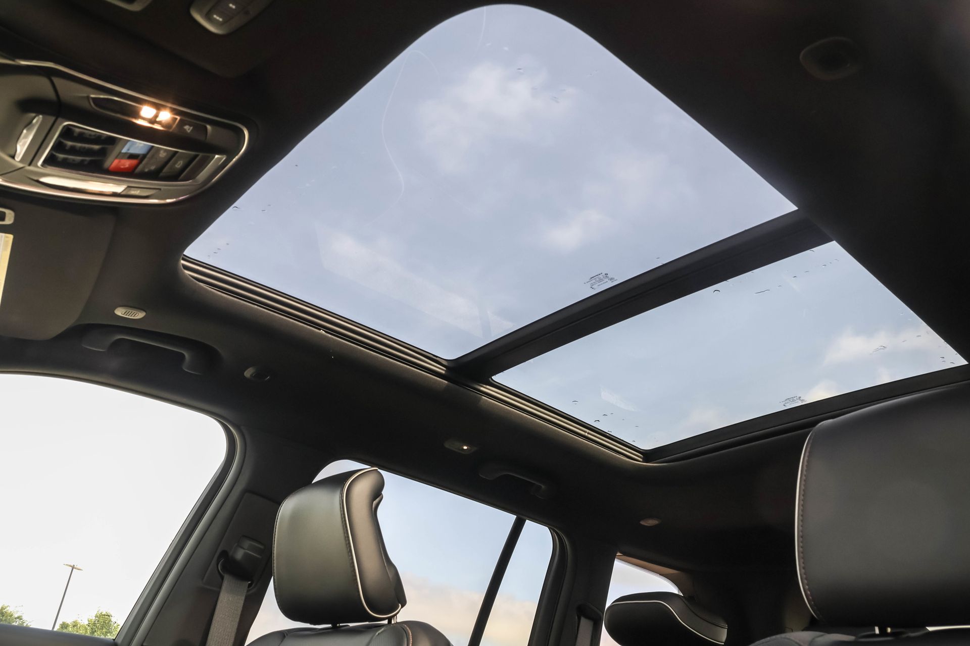 2025 JEEP GRAND CHEROKEE - Image 7