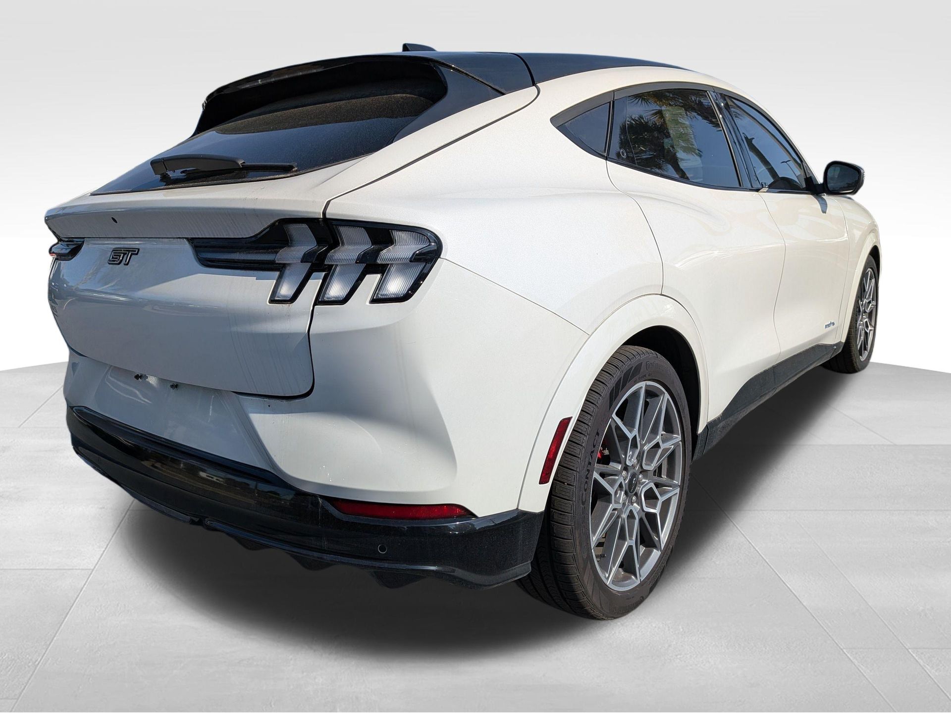 2025 Ford Mustang Mach-E GT - 4