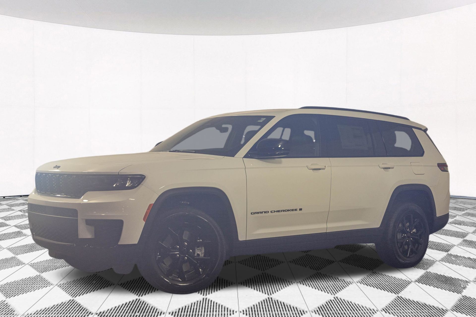2025 JEEP GRAND CHEROKEE L - Image 2