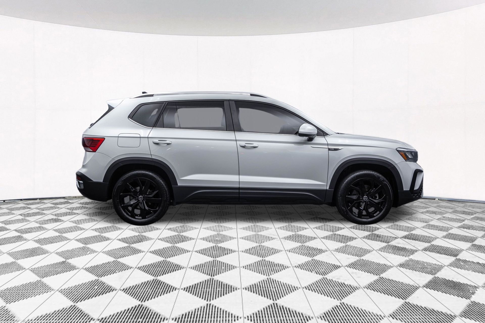 2023 VOLKSWAGEN TAOS - Image 12