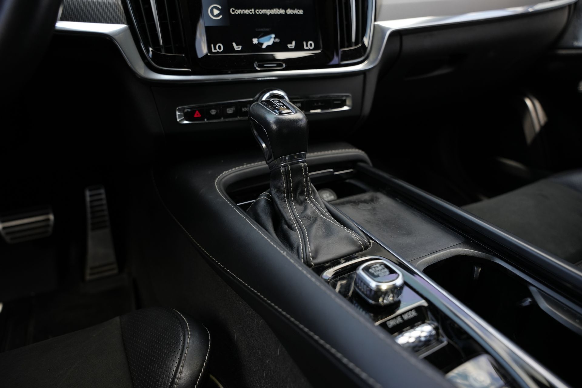 2021 Volvo S90 T6 R-Design - 9