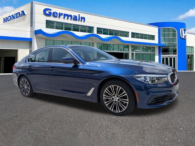 Used 2020 Mediterranean Blue Metallic BMW 530i xDrive image 3