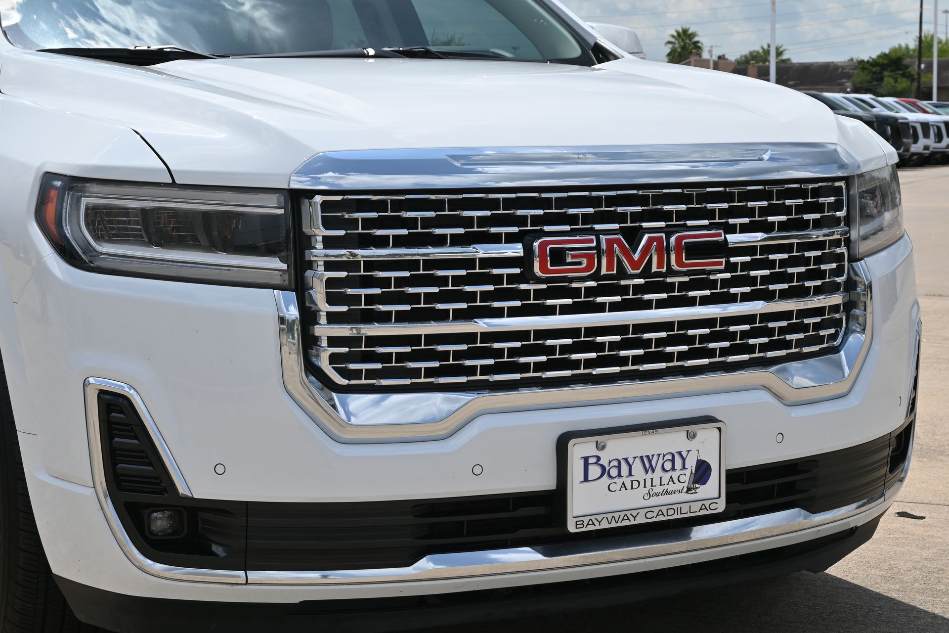 2023 GMC Acadia Denali White at Bayway Cadillac of The Woodlands