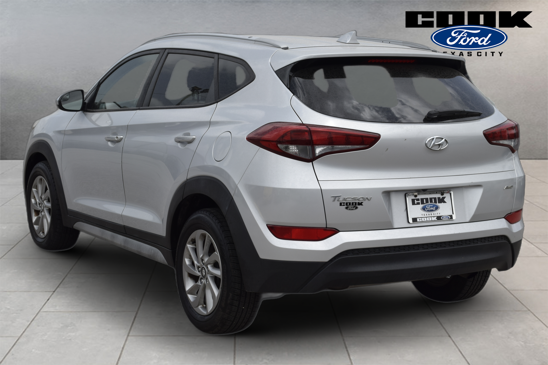 2018 Hyundai Tucson SEL Silver at DeMontrond Ford