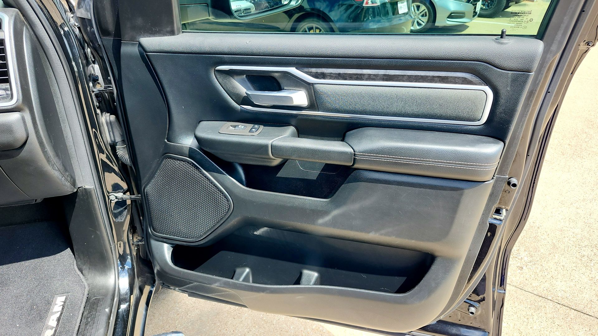 car-gallery-33