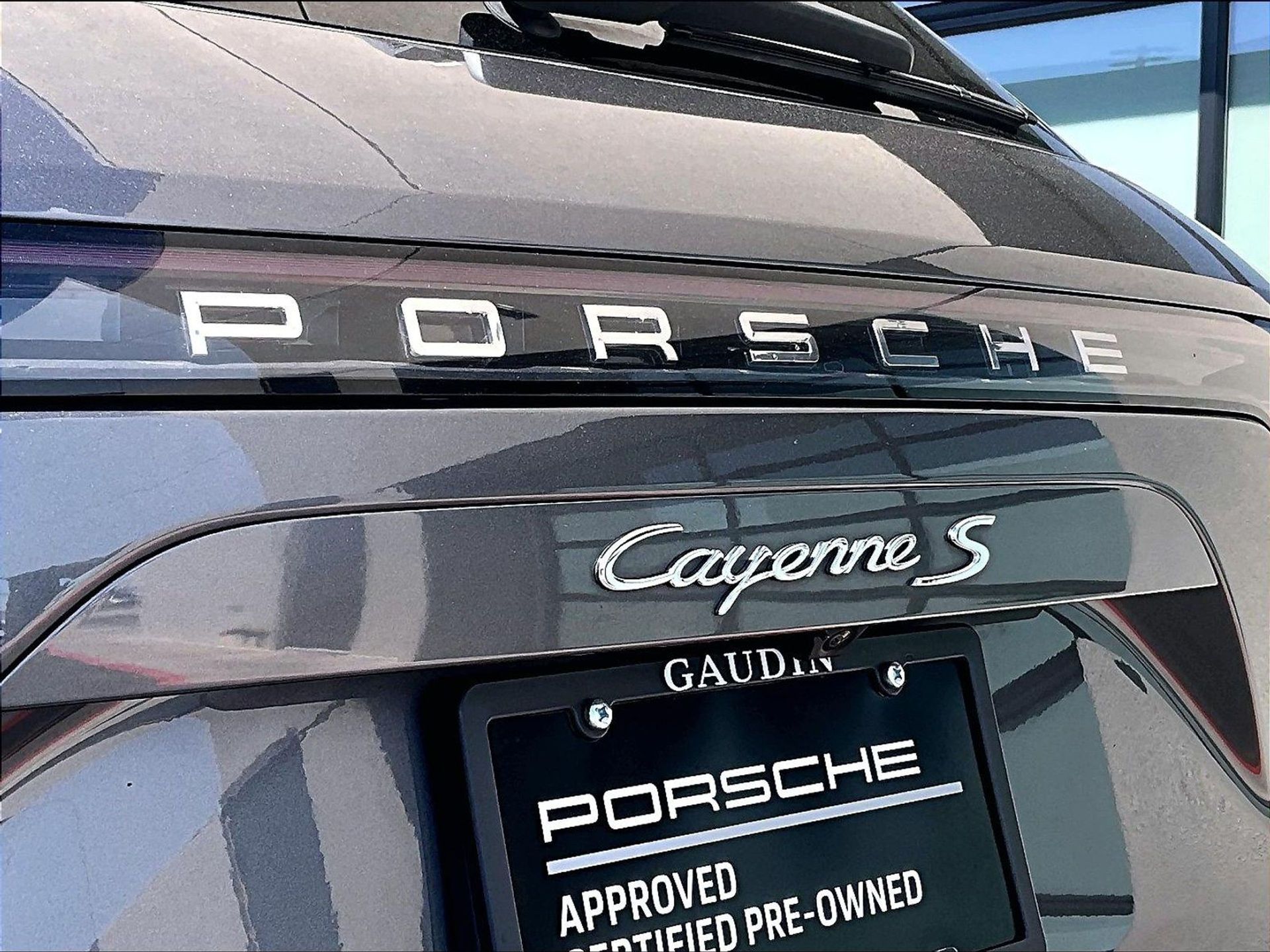 2021 Cayenne S picture #21