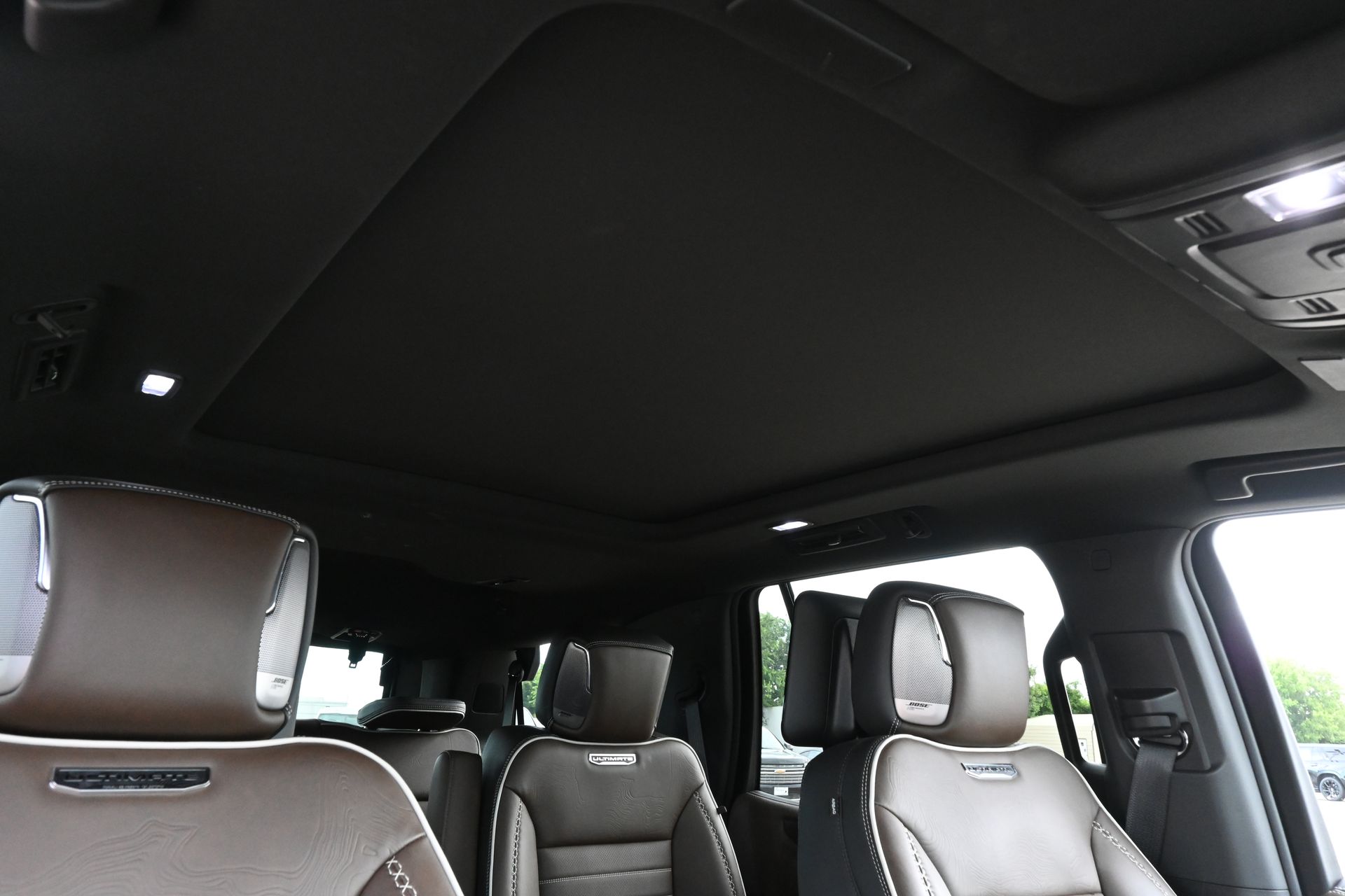 2025 GMC Yukon Denali Ultimate White at Community Honda