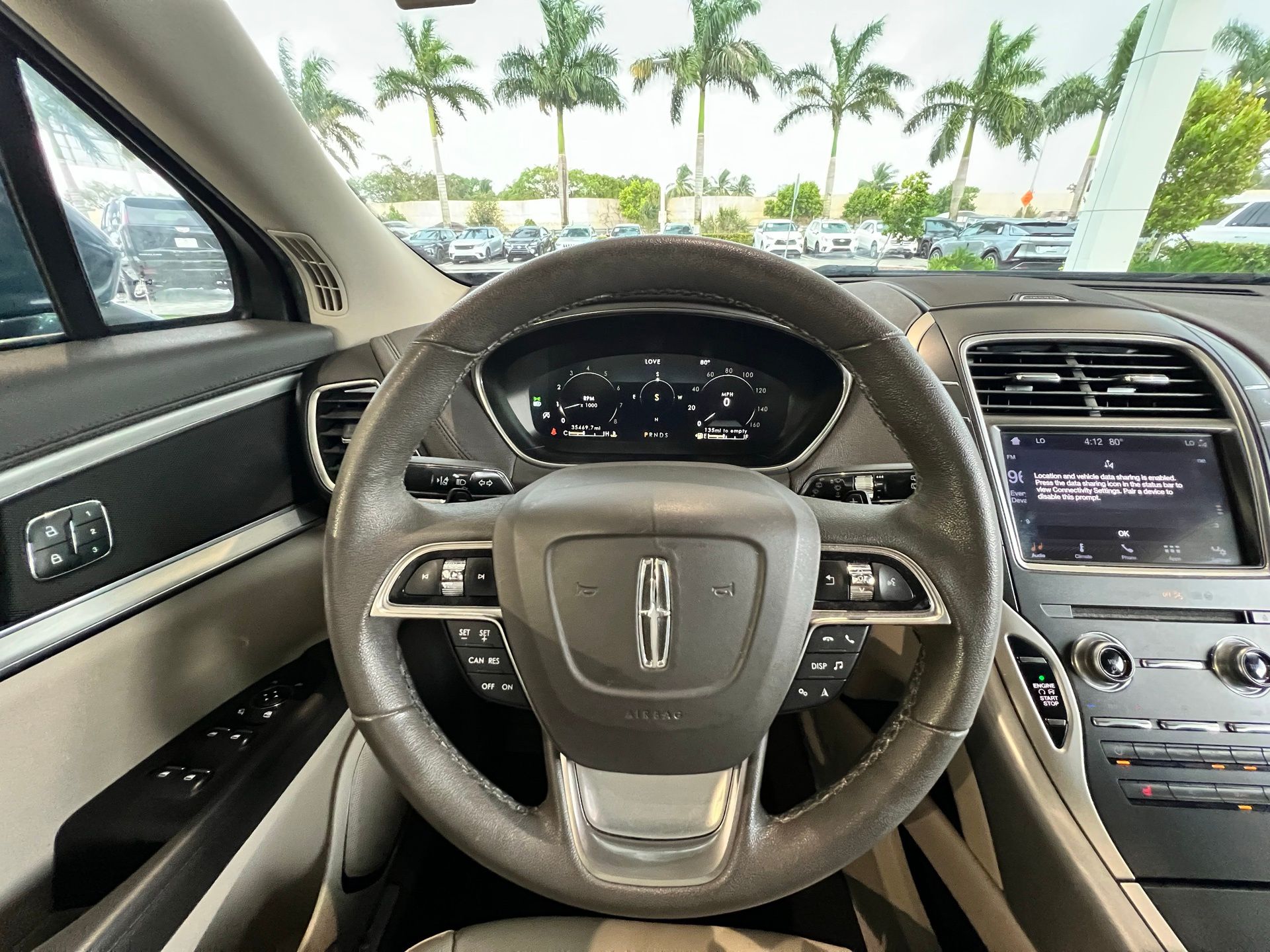 2019 Lincoln Nautilus Standard 12