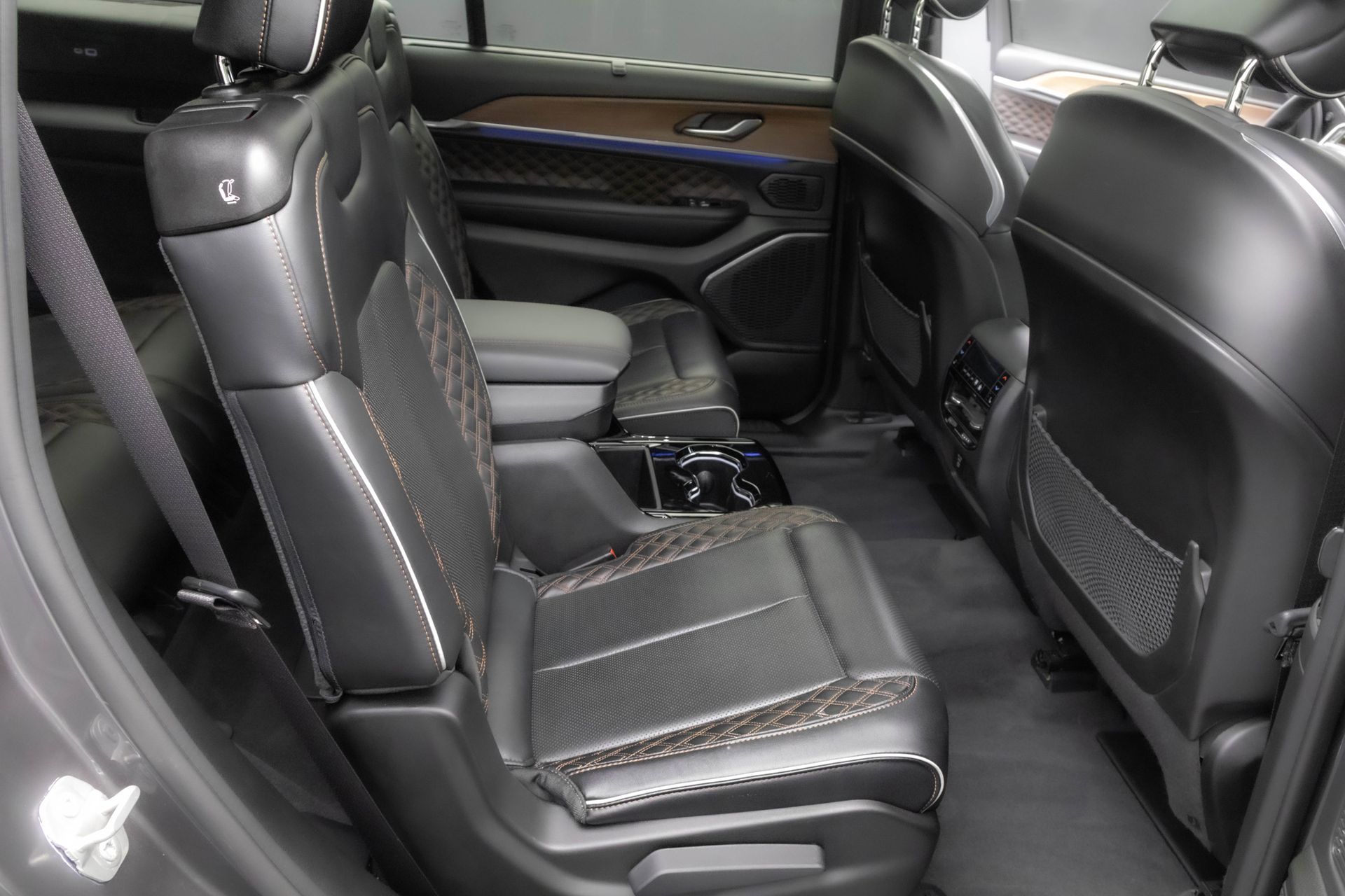 2022 JEEP GRAND CHEROKEE L - Image 35