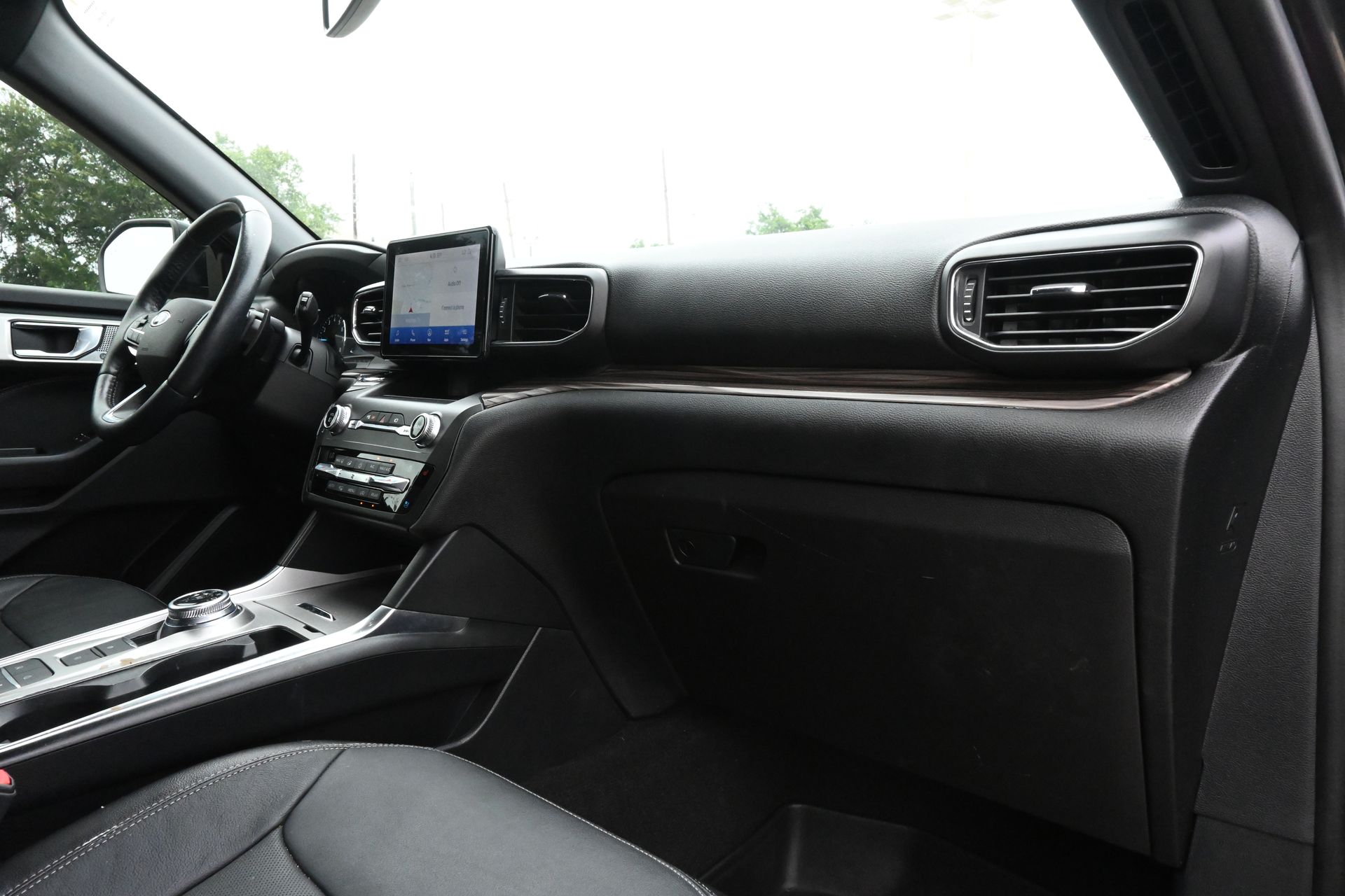 2020 Ford Explorer Limited Gray at DeMontrond Auto Country